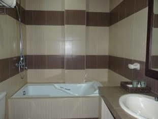 La Roca Veranda Suites & Restaurant Legazpi Buitenkant foto
